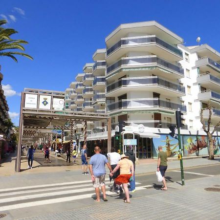 Apartamentos Bahia Dorada Y Iris Salou Exterior foto