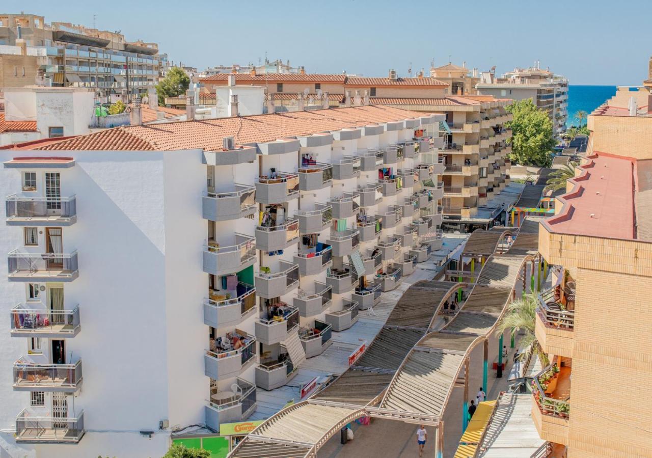 Apartamentos Bahia Dorada Y Iris Salou Exterior foto