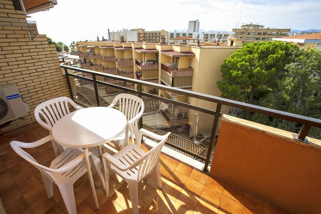 Apartamentos Bahia Dorada Y Iris Salou Exterior foto