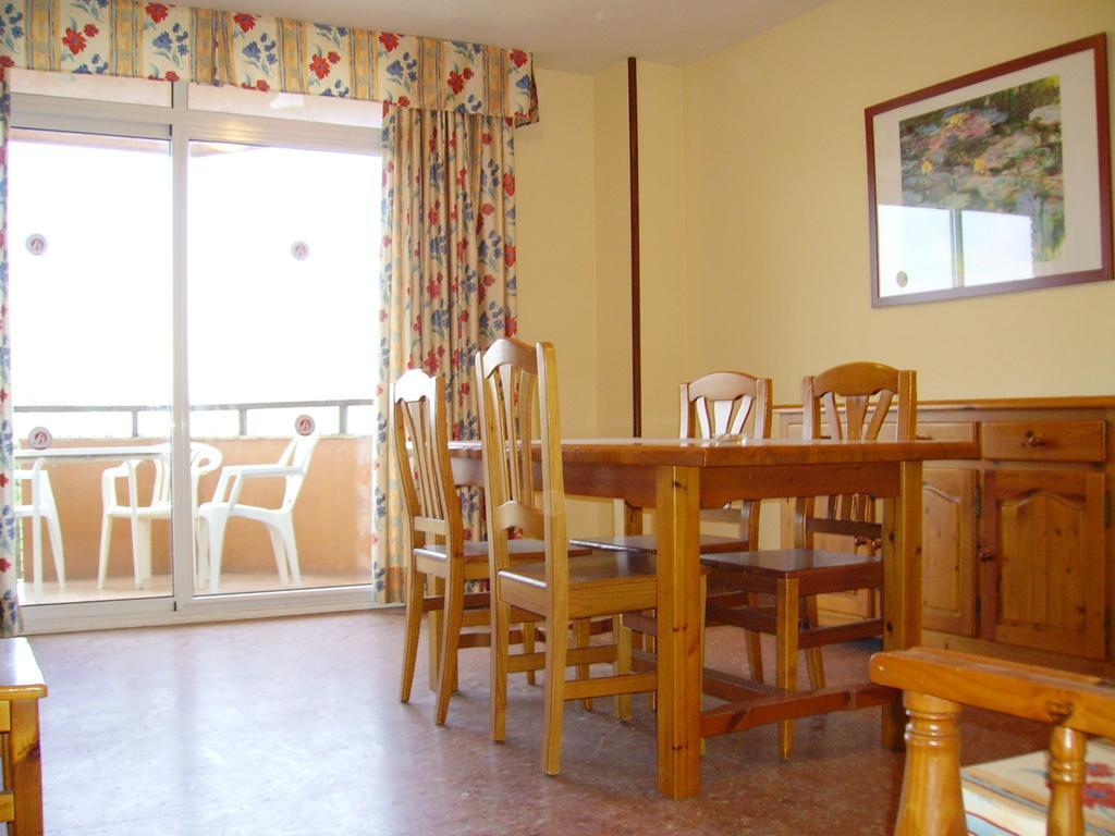 Apartamentos Bahia Dorada Y Iris Salou Exterior foto