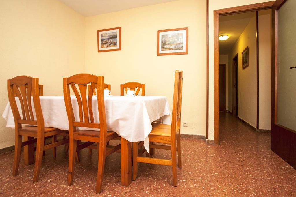 Apartamentos Bahia Dorada Y Iris Salou Exterior foto